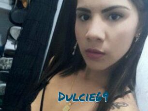 Dulcie_69