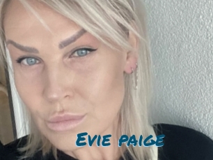 Evie_paige