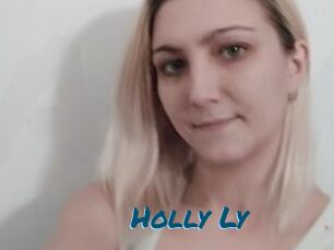 Holly_Ly