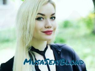 MusaSexyBlond