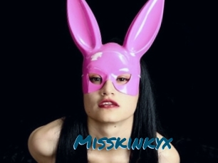 Misskinkyx