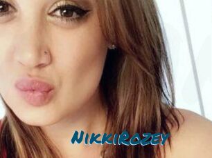 Nikki_Rozey