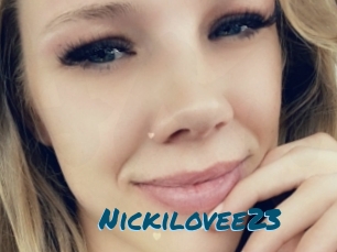 Nickilovee23