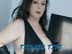 TITANIC_TITS